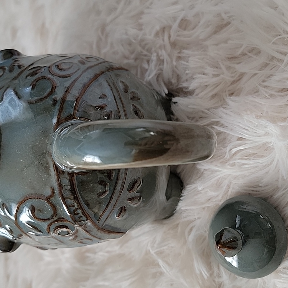 Pier 1 Imports Elephant Teapot Stoneware Kitchen Houseware Distressed Gray Brown - Picture 6 of 11